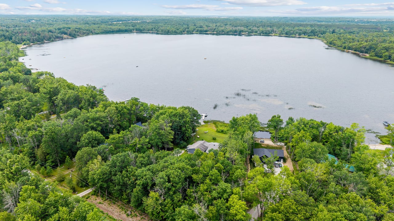 27 Young Street, Kawartha Lakes