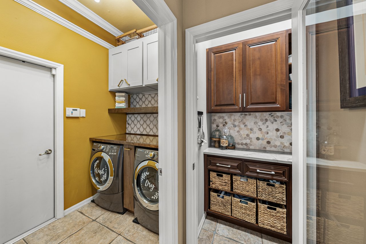 13247 THOROUGHBRED DR