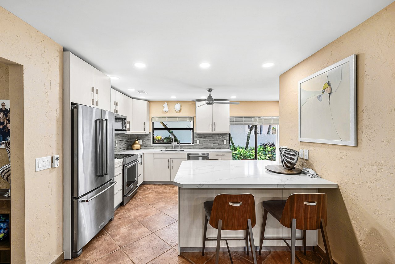 5068 Via De Amalfi Drive