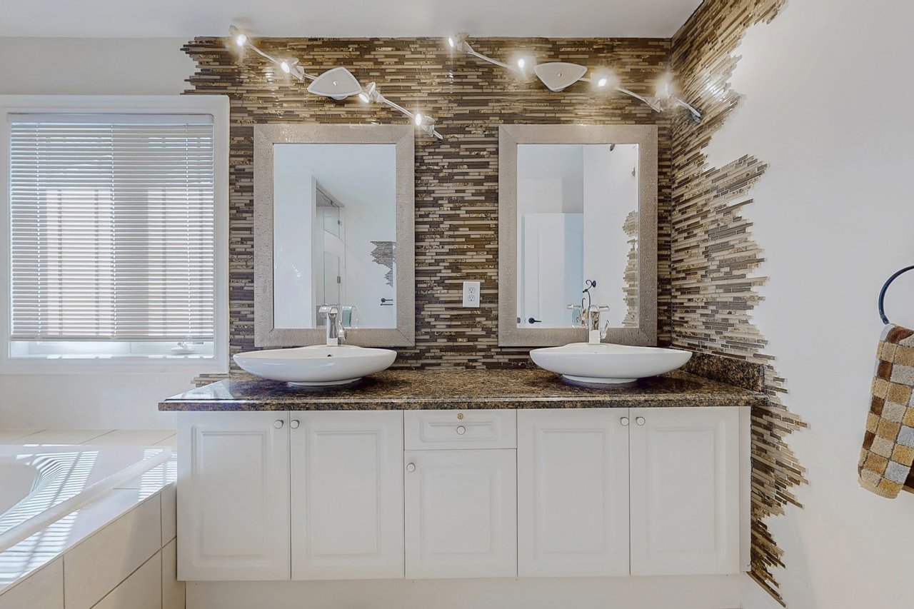 120 Valley Vista Drive