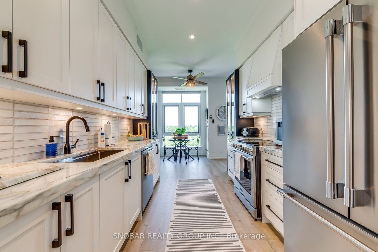 PAISLEY MODEL PENTHOUSE
