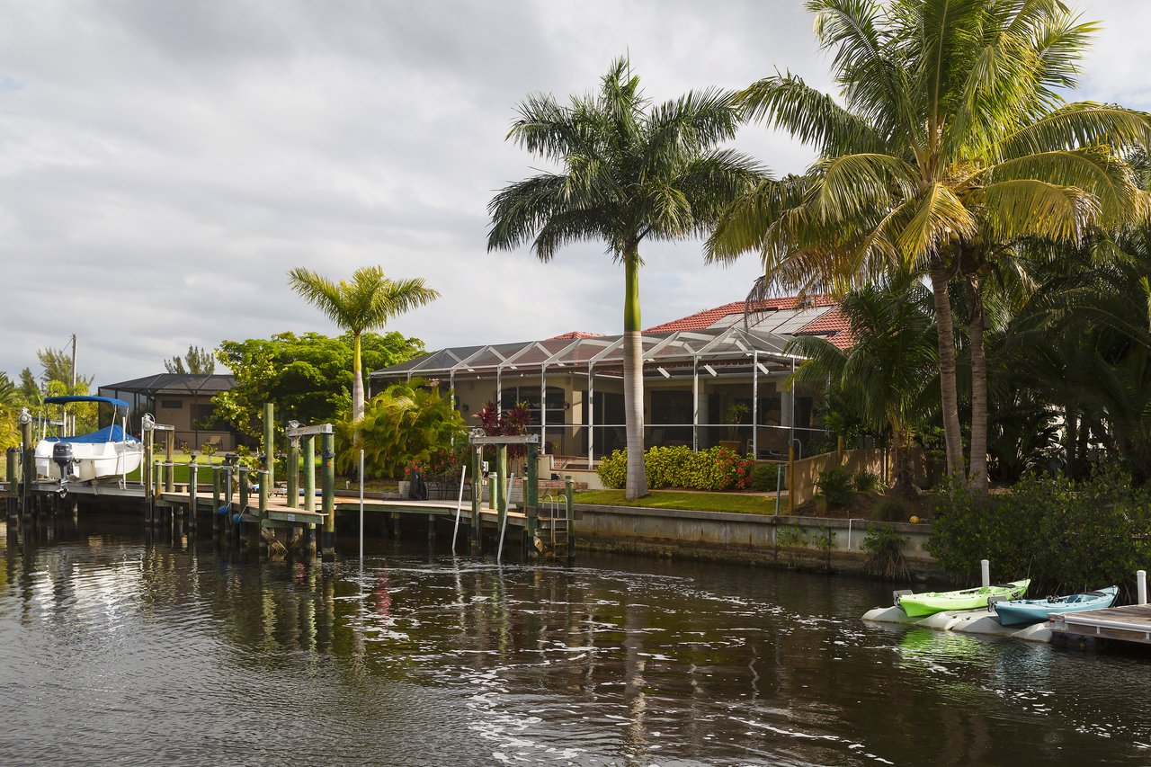 Parkway Villas Condo Real Estate