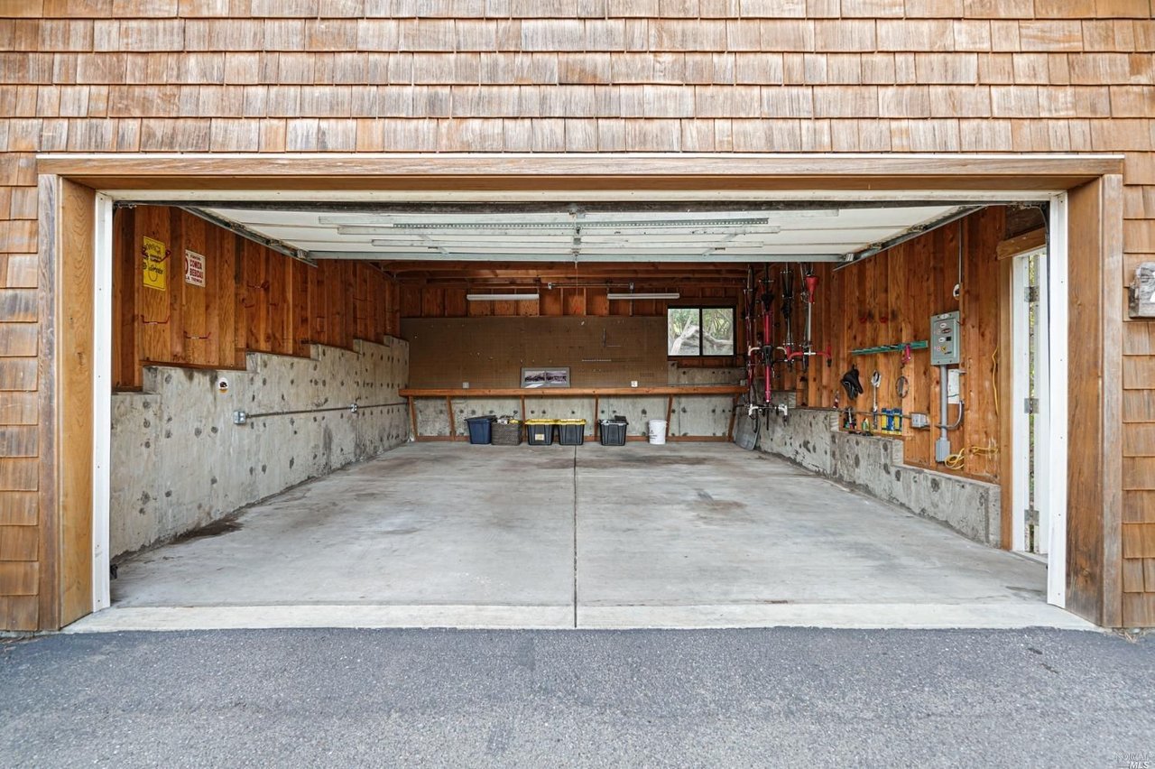 260 Sunset Way