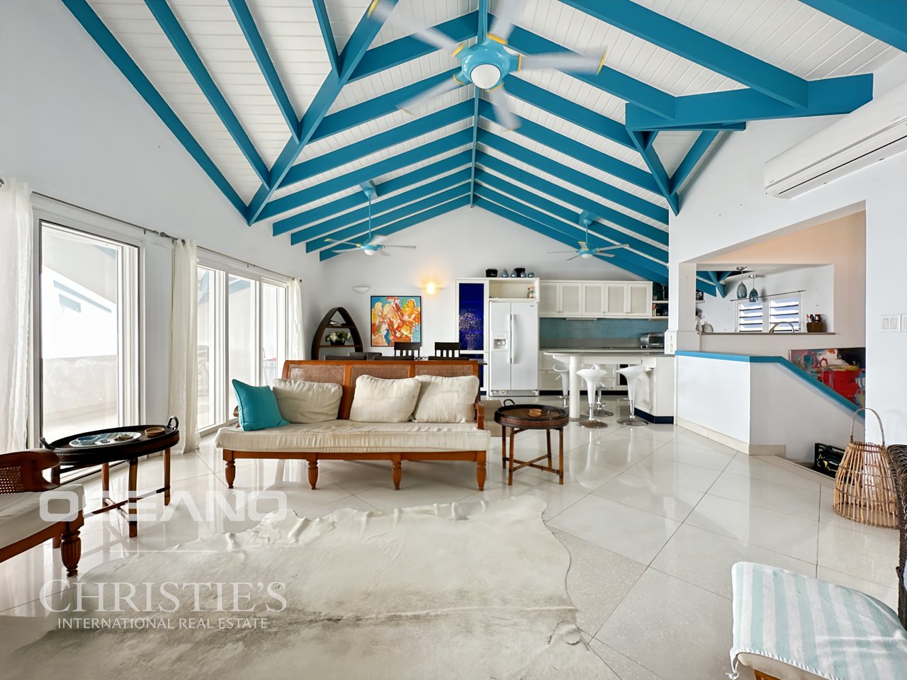 SEA VIEW - PELICAN KEY- 2BR HOME WITH THE BEACH AT YOUR FRONTSTEPS!