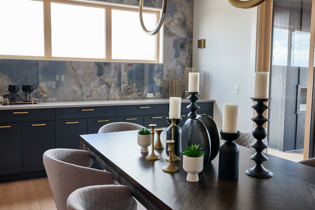 218 Aspen Summit Place SW