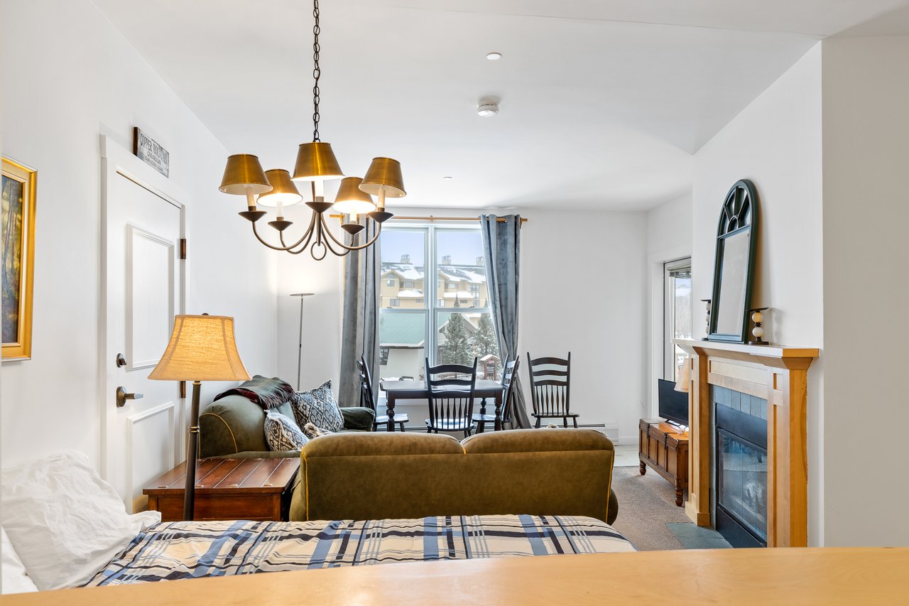Convenient Long Trail House