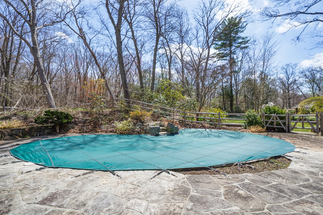 55 Mianus River Road