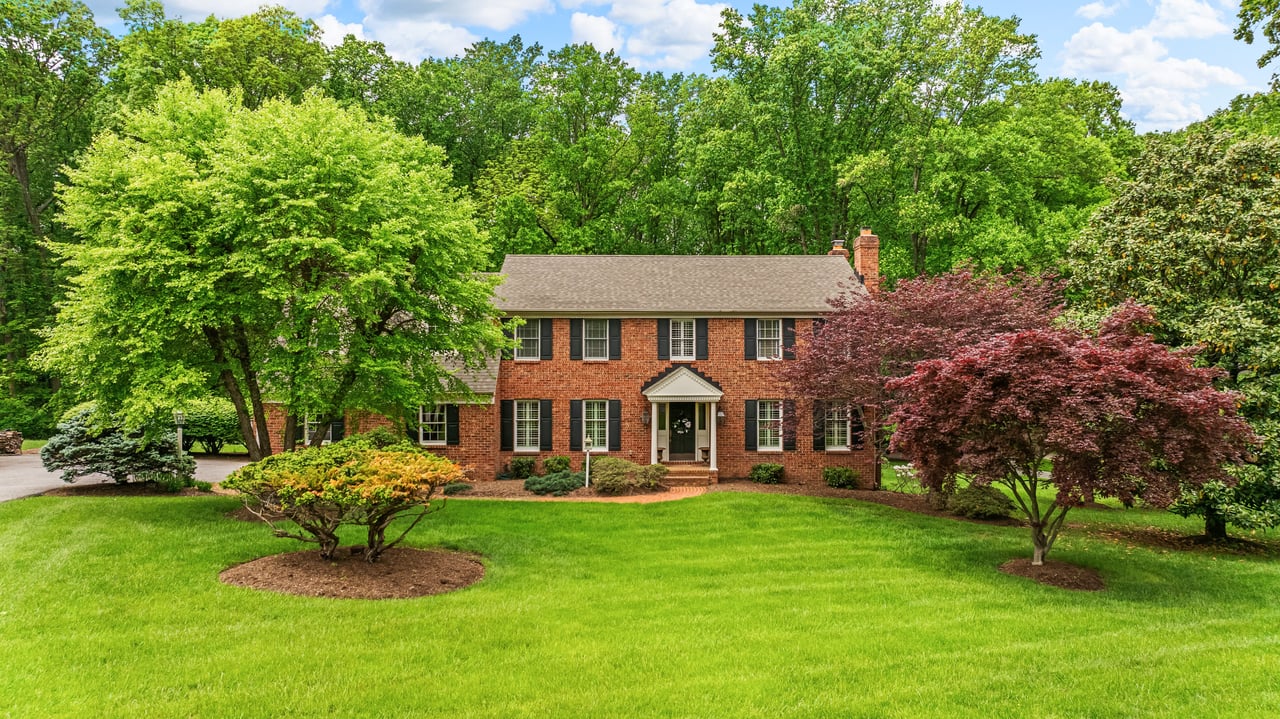 For sale: Classic, well-maintained home with an elevator in Phoenix 