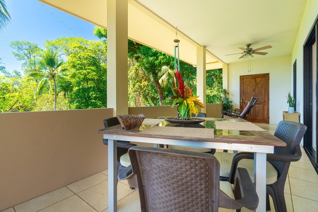 Casa Brisa de La Playa, 2 Bedroom Home Just Steps From the Beach!