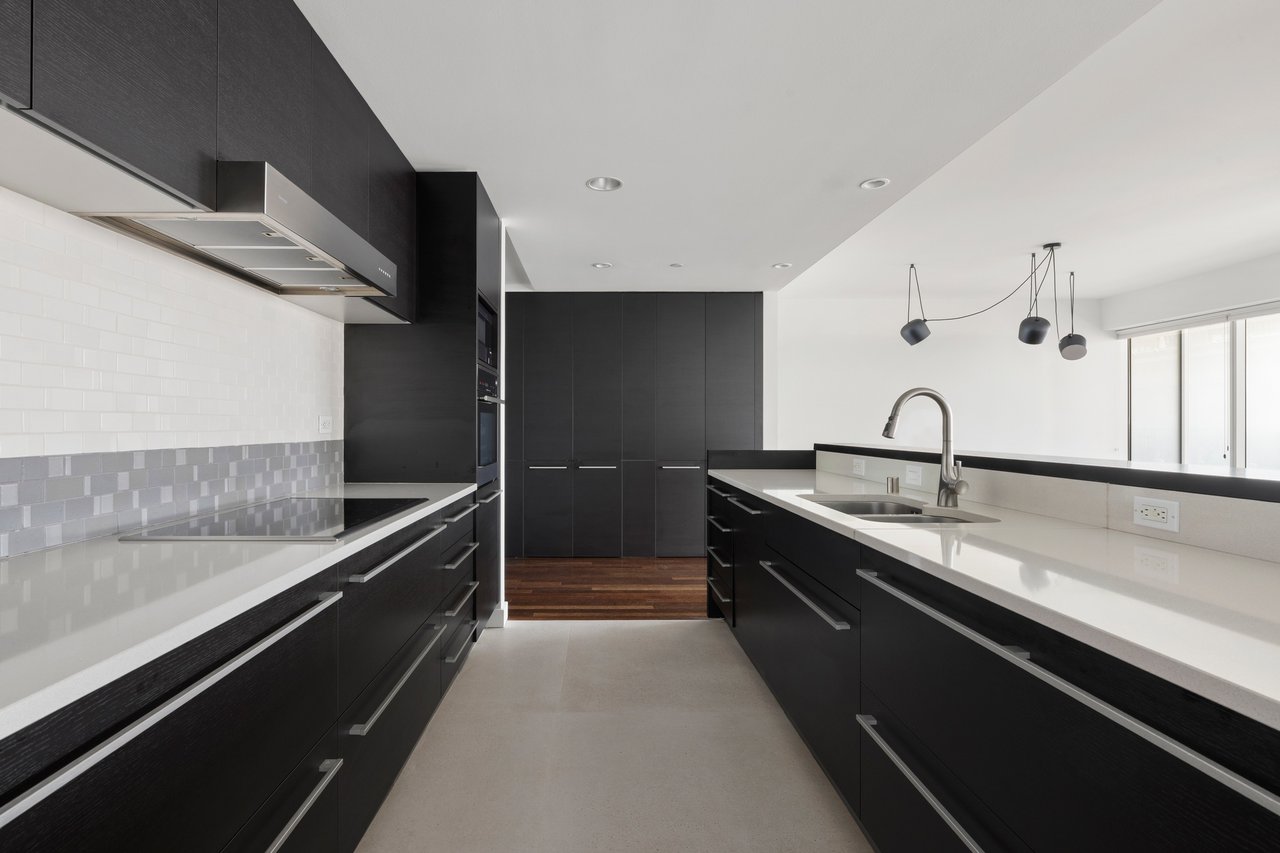 6250 Hollywood Blvd Unit: 12I