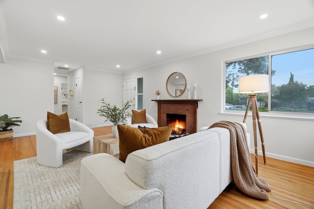 3240 Santa Maria Avenue