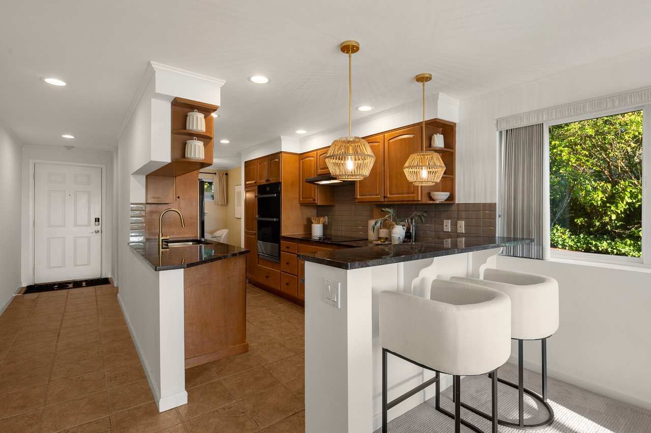 6620 Lake Washington Boulevard NE Unit: 101