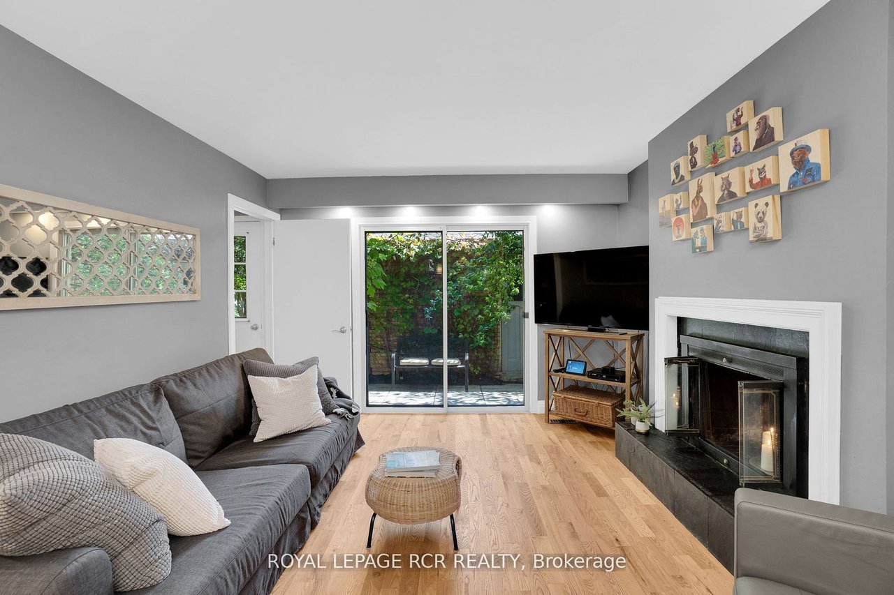336 Dingle Crt, Caledon
