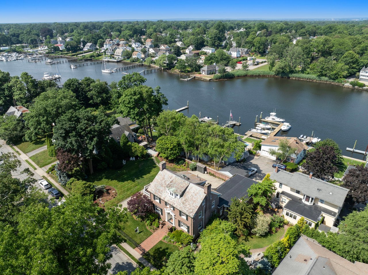 25 Seaview Avenue