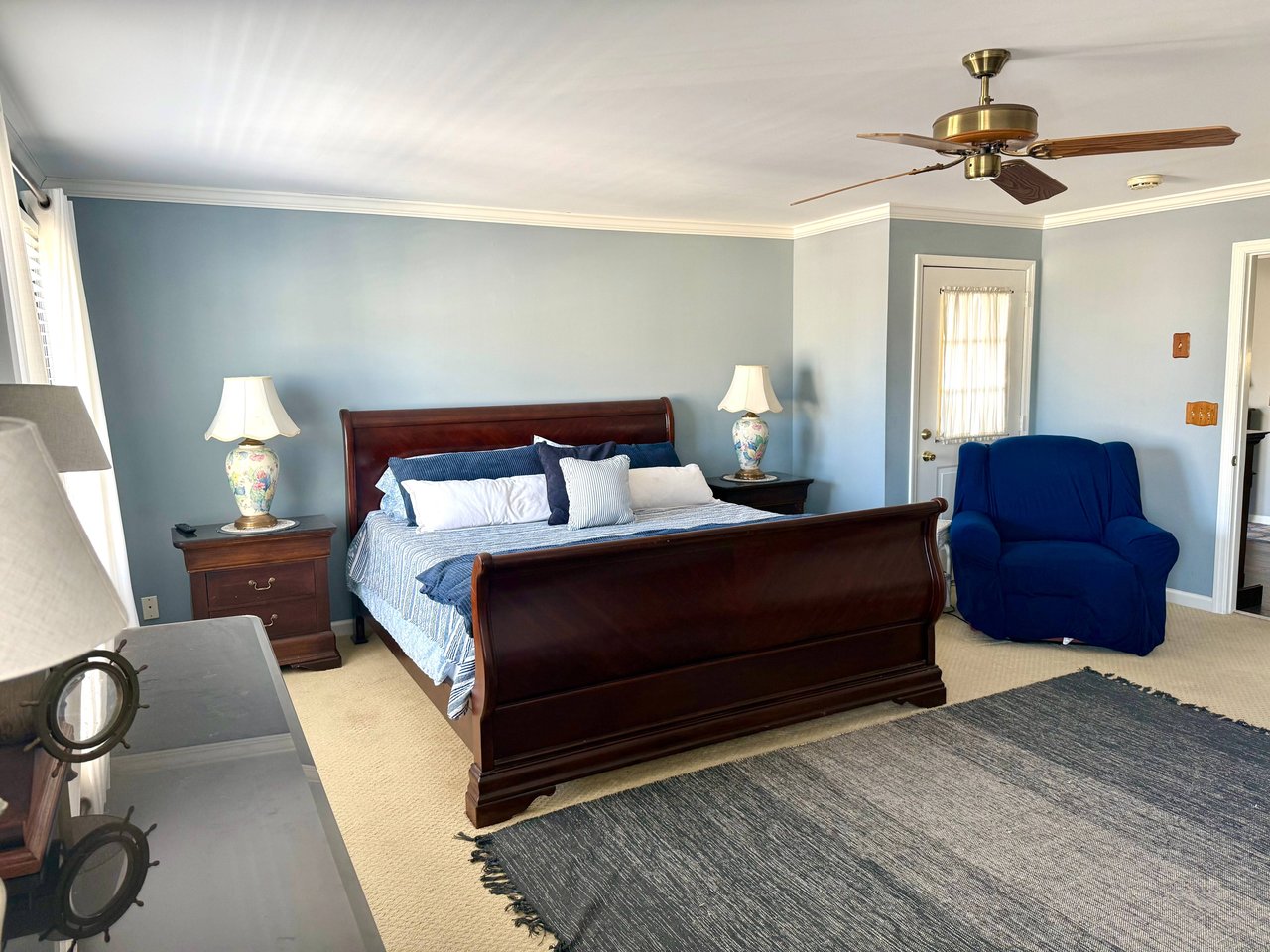 #268 Charming Coastal Retreat