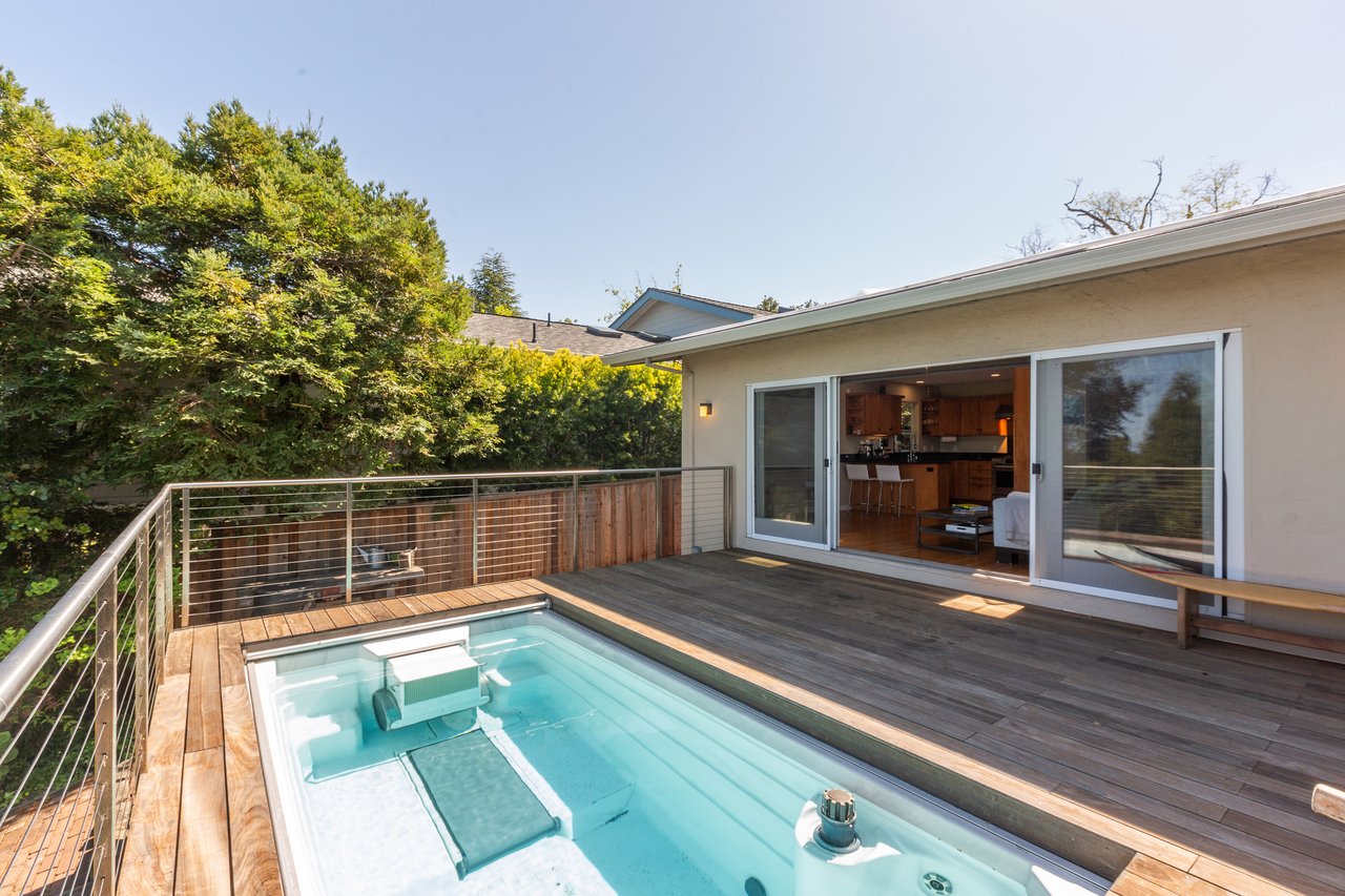 777 Bayview Way