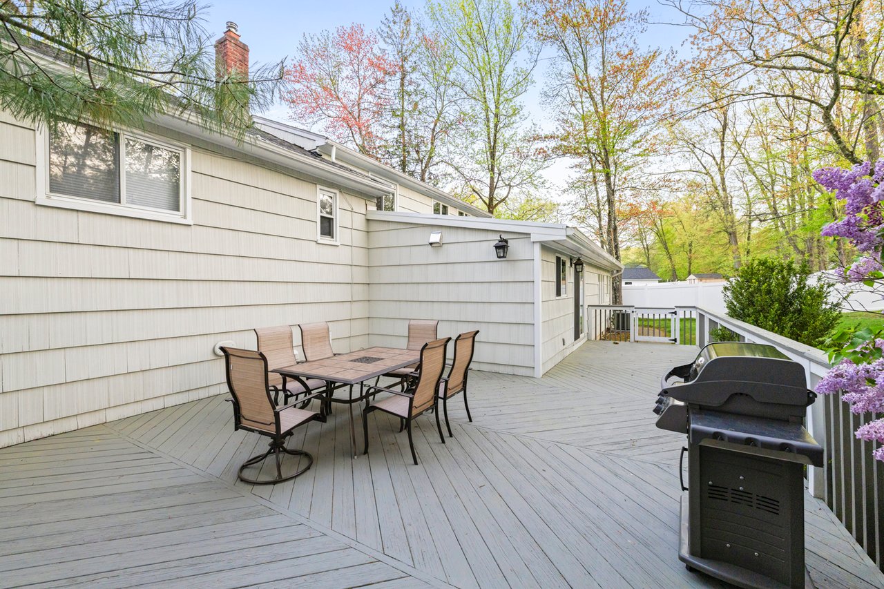 7 Kinkead Dr, Livingston