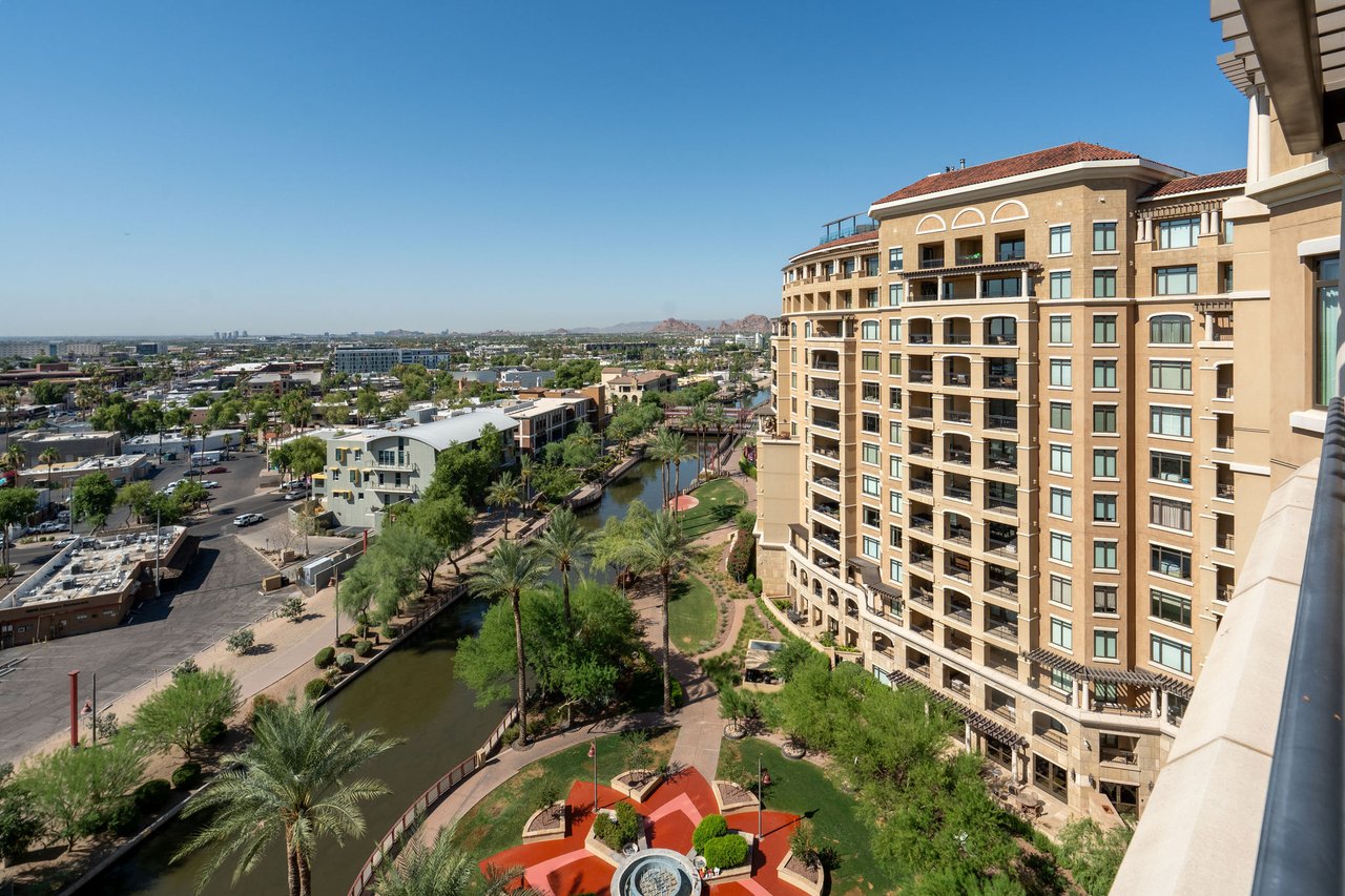 7181 E Camelback Road, 1105