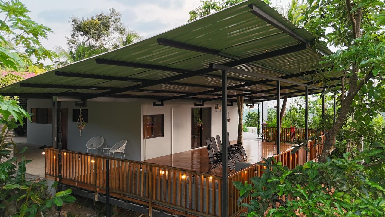 Ocean Peek Paradise Villa - 3 Bed - 1 Bath With a Pool in Hatillo