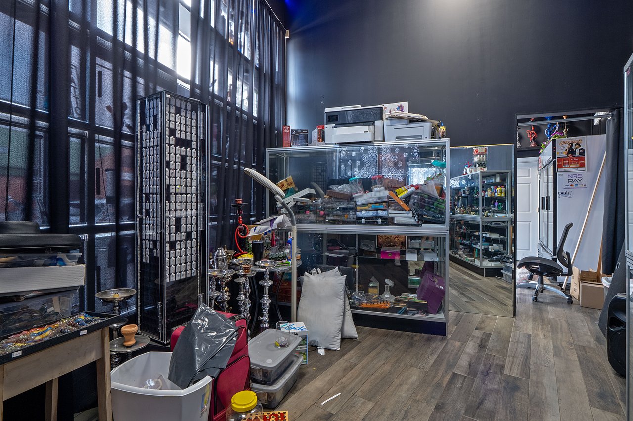 Fully Built-Out Smoke Shop | Turnkey Business Opportunity