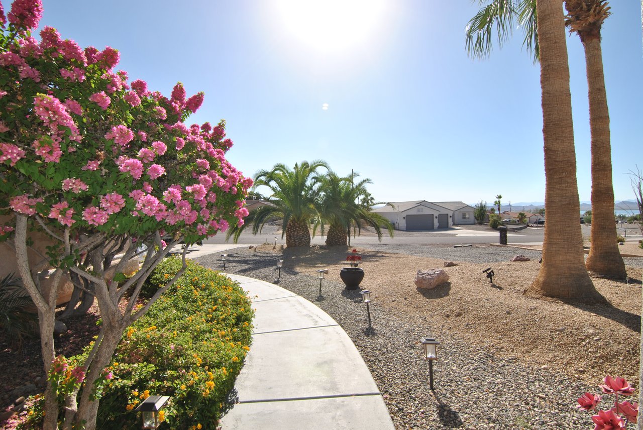 1835 Emerald Dr