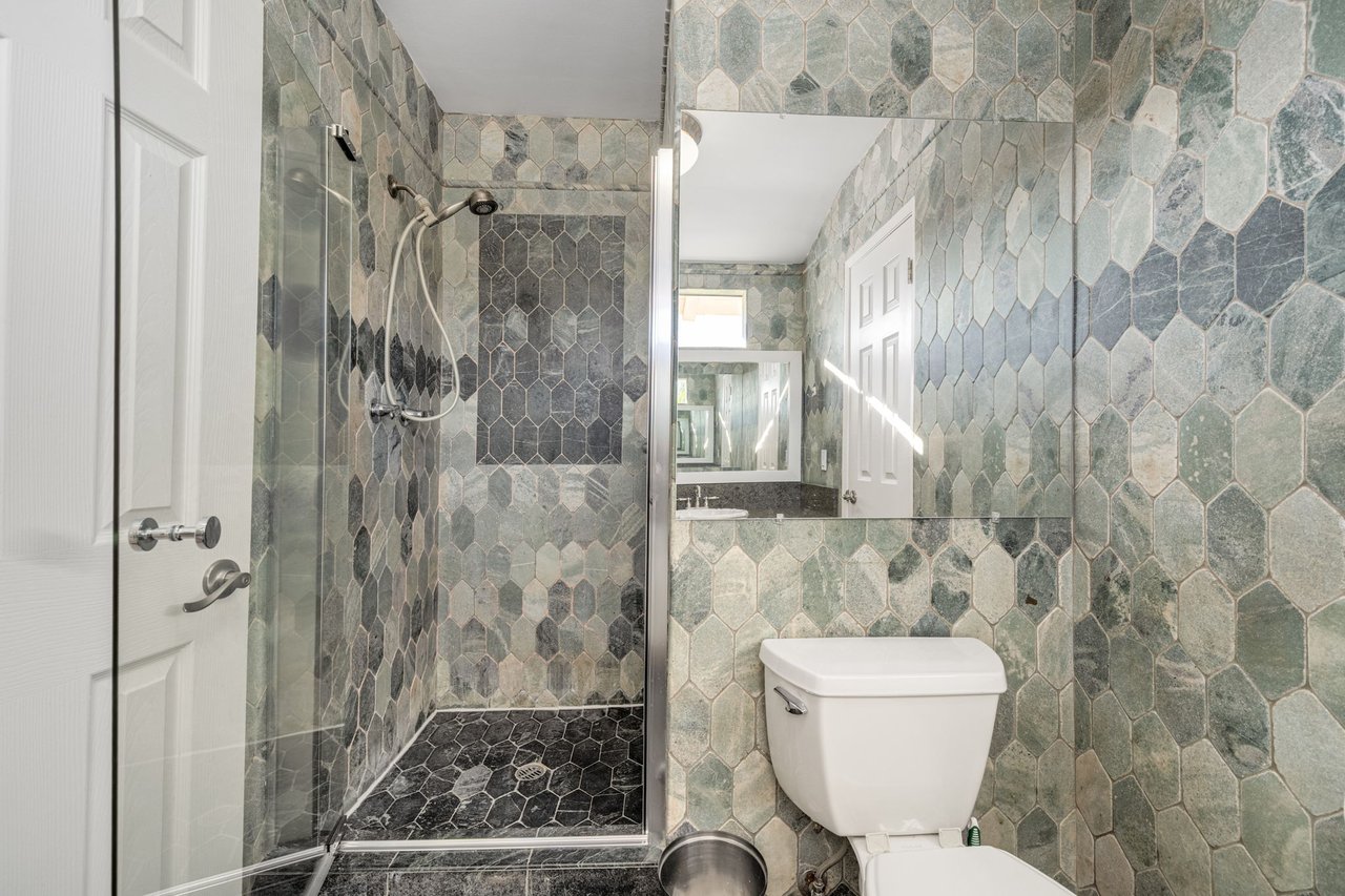 23001 Lita Pl, Woodland Hills, CA 91364