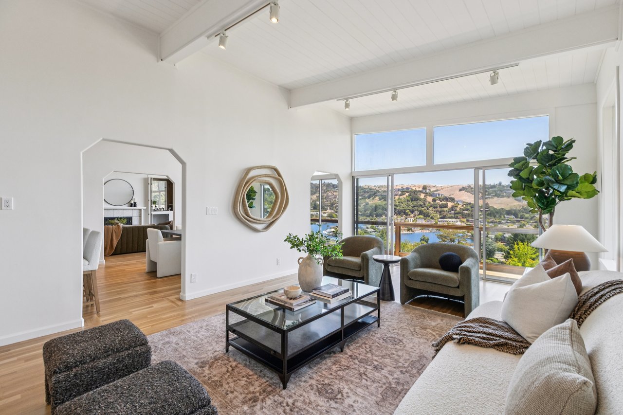 Desirable Location on Belvedere Island