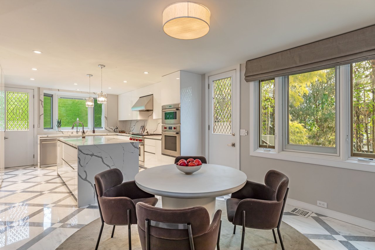 1059 Angelo Dr, Beverly Hills