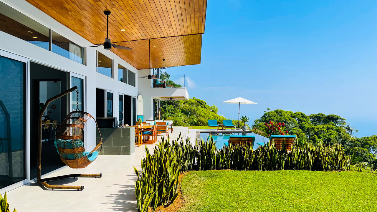 Modern House For Sale with Ocean view in Costa Verde Estates