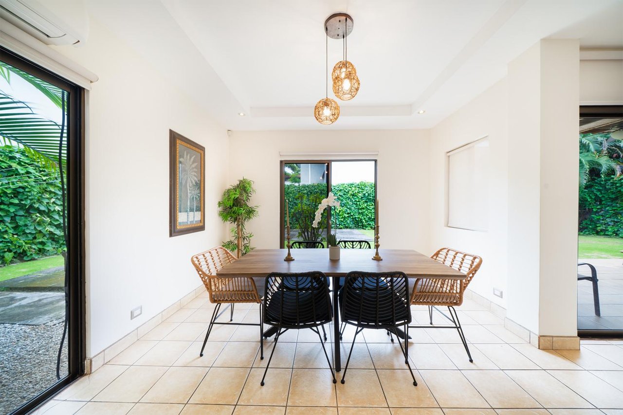 Casa Cali | Modern 3-Bedroom Turnkey Home in Pacific Residences – Minutes from Tamarindo Beach