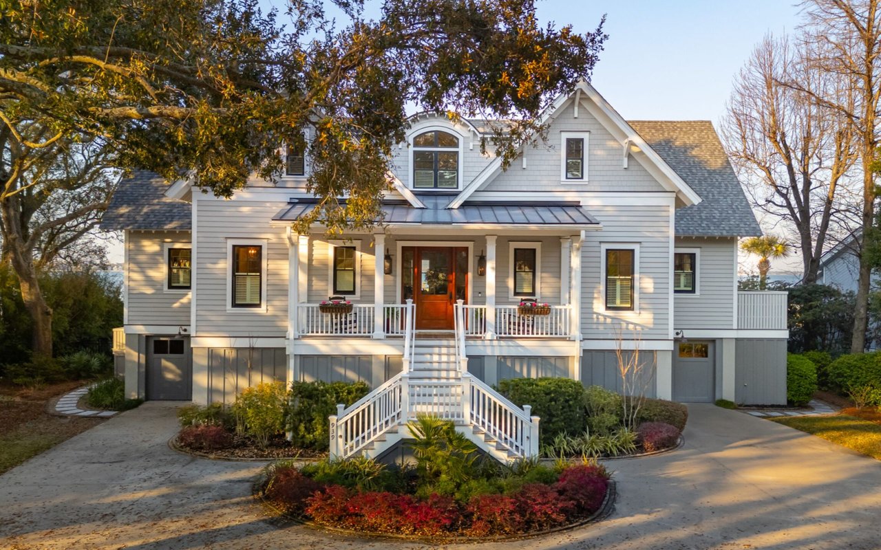 Stunning Turnkey Property – 939 White Point Boulevard