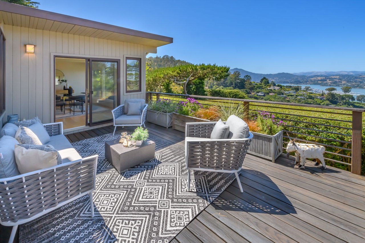 110 Cloud View Rd