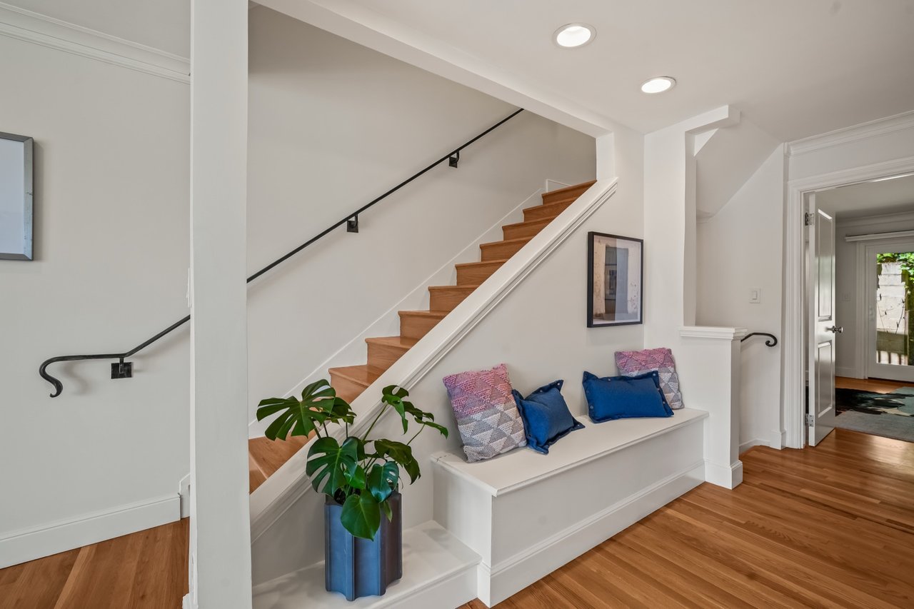324 Corbett Ave