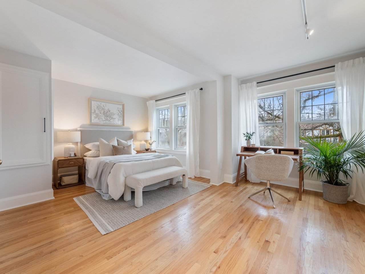 154 Hammersmith Ave
