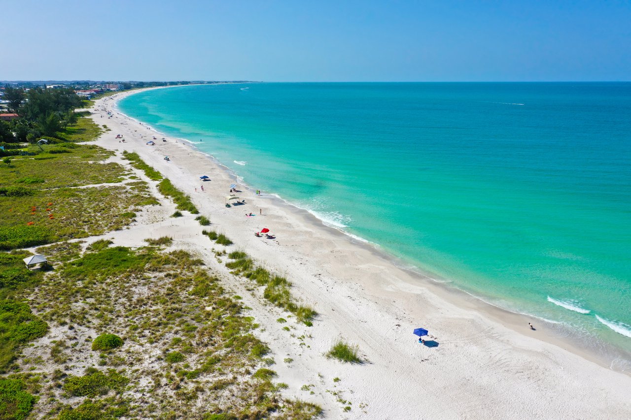 Bradenton Homes with Gated Community - Guard Community Features