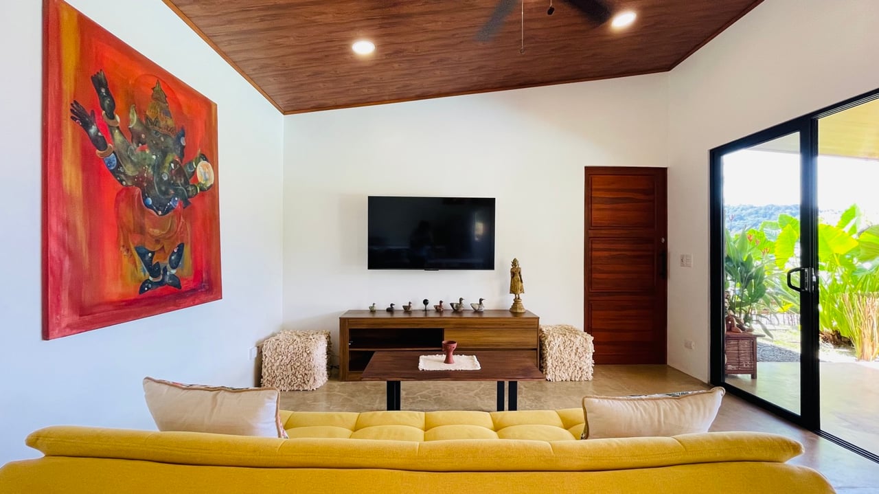 Brand New Modern Home in a Private Tropical Setting - Tres Rios