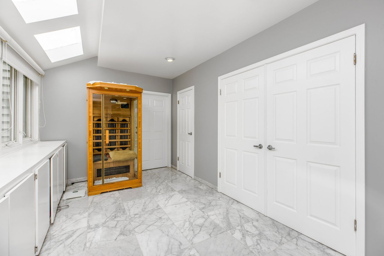 2350 San Marco Dr