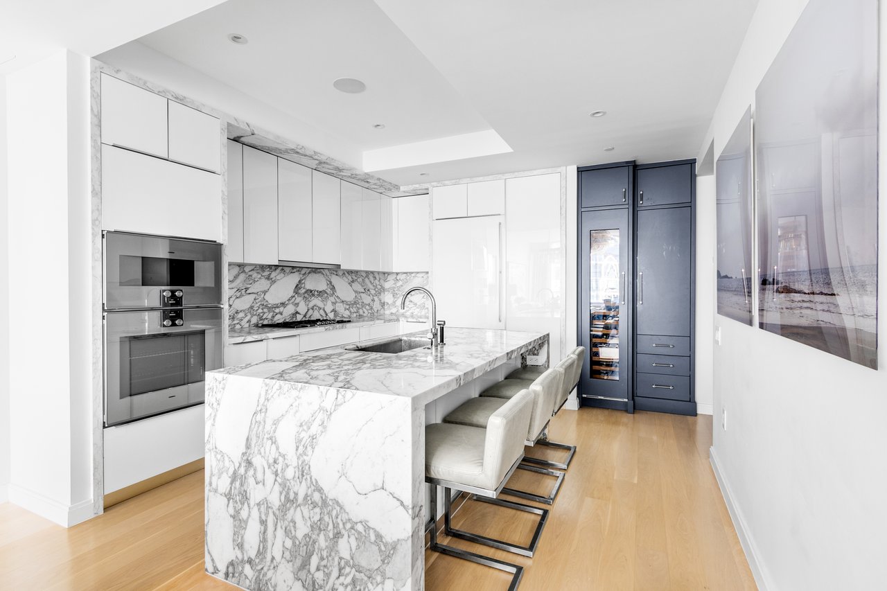 What Closing Costs Should NYC Sellers Expect — Flip Taxes, Transfer Fees & More