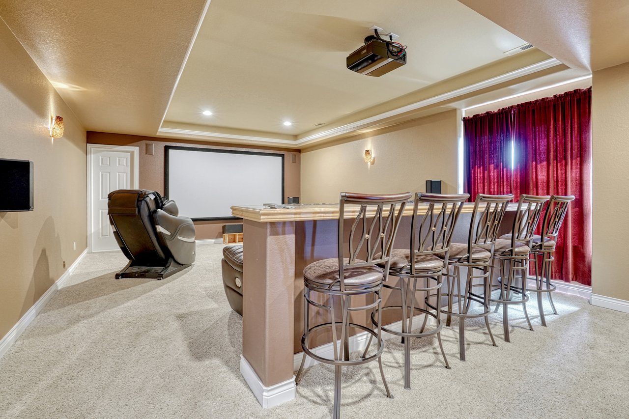 10345 Little Moon Trail