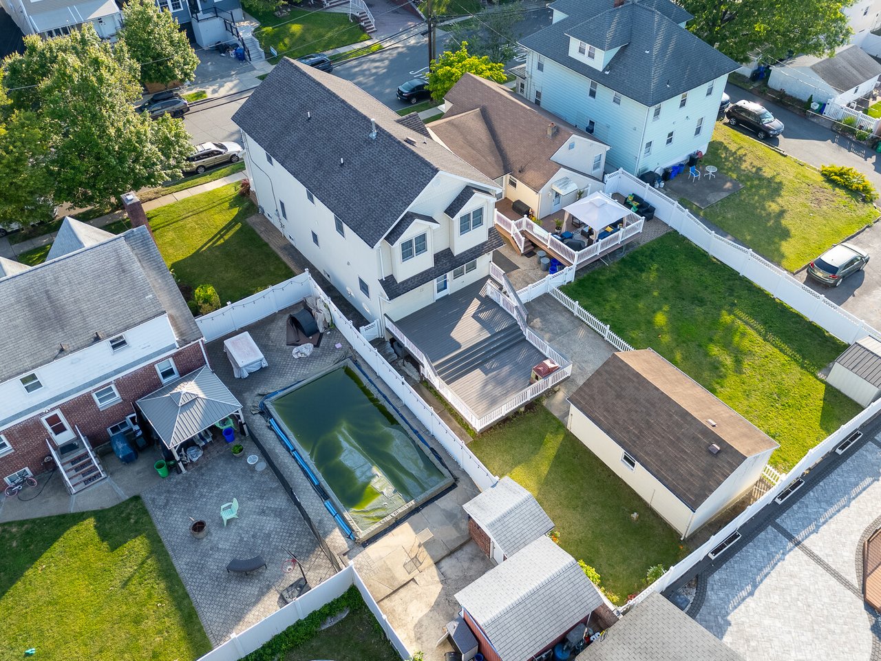 447 Forest Ave