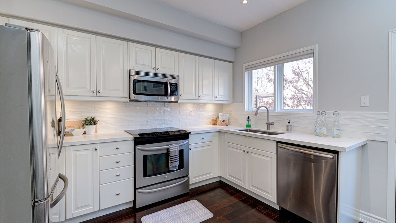 10 Harbourview Cres