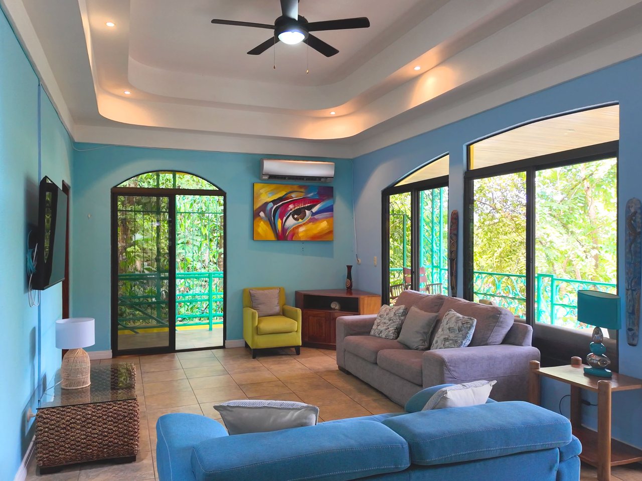 Turn-Key Jungle Retreat Home in Manuel Antonio