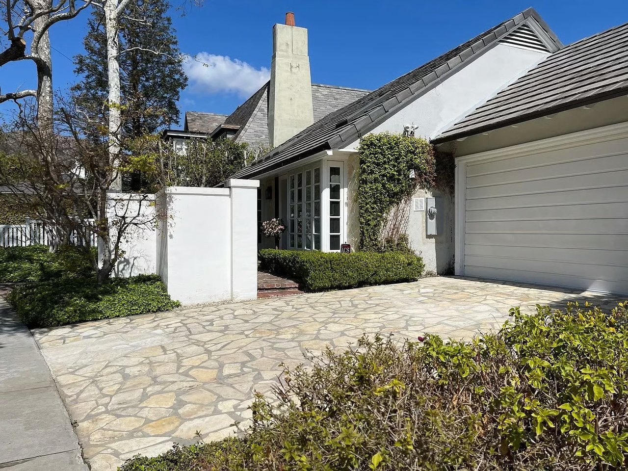 11811 Bellagio Rd