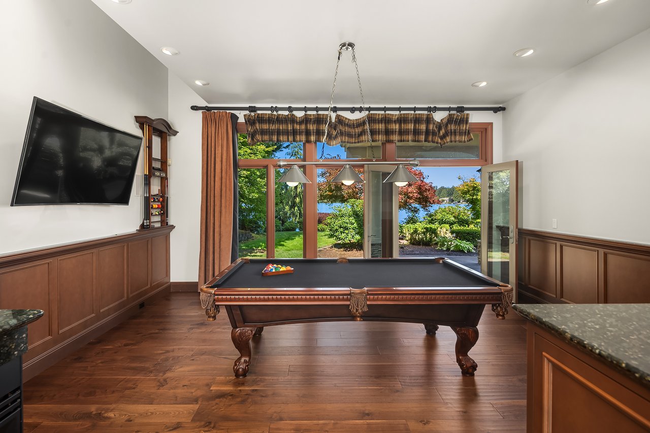 Legacy Snag Island Estate