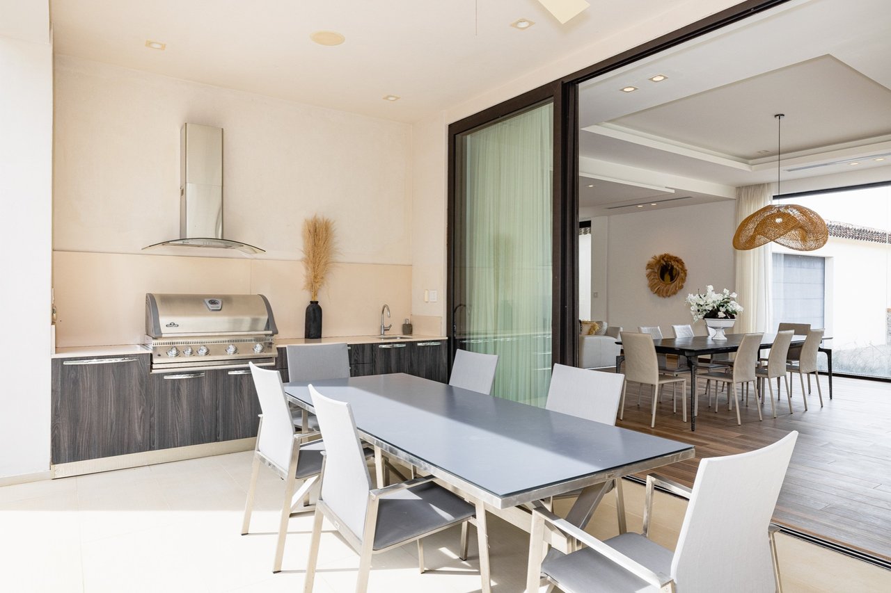 Reserva de Golf 49 – Elegance in Every Corner Hacienda Pinilla