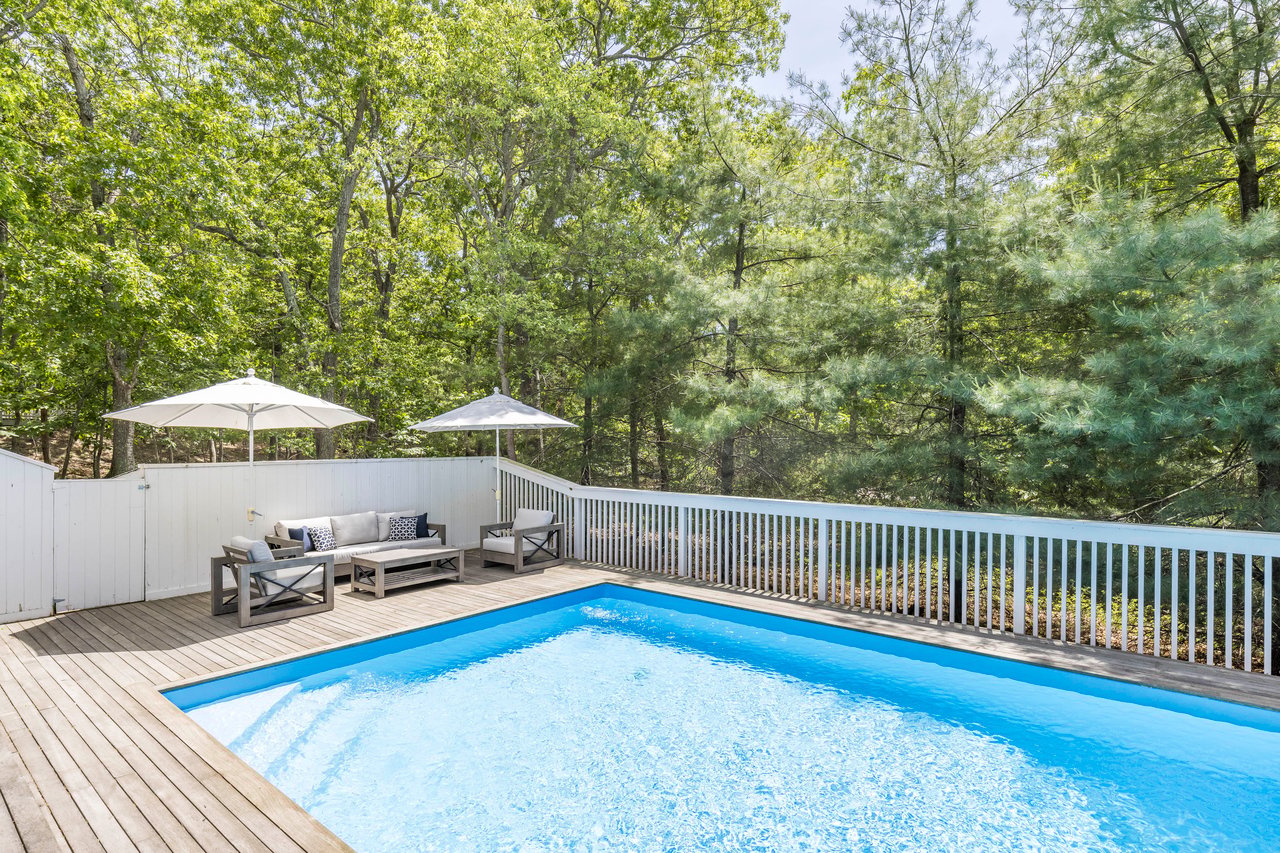147 Sycamore Drive, East Hampton