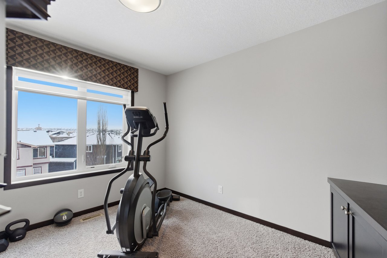 71 Panatella View NW