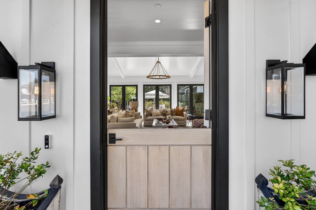 5217 E CALLE REDONDA