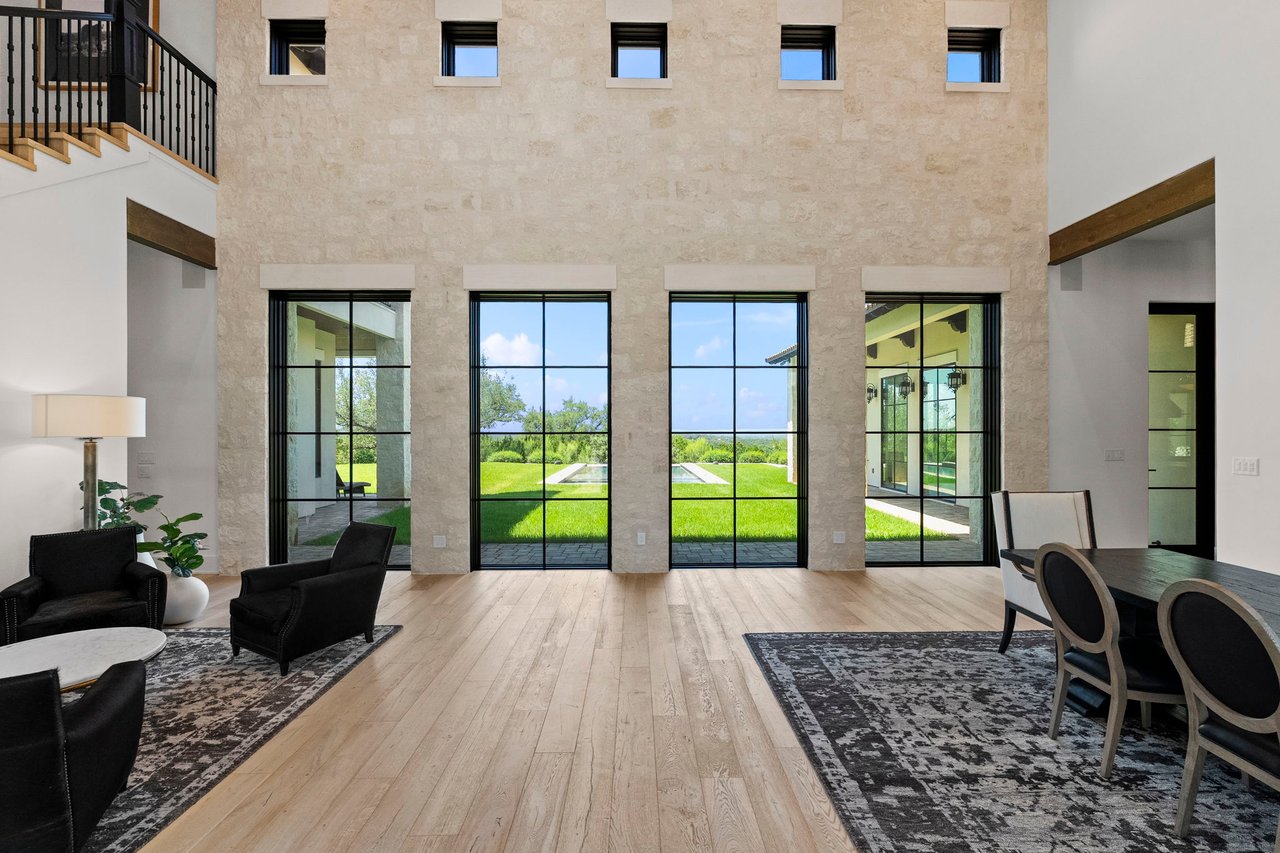 The Estate on Indian Bluff