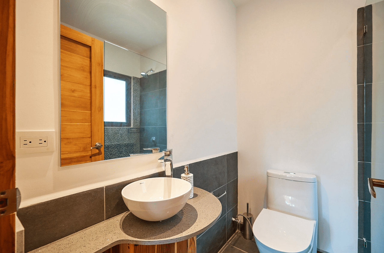 Green Turtle Townhomes - Tamarindo Investment Complex